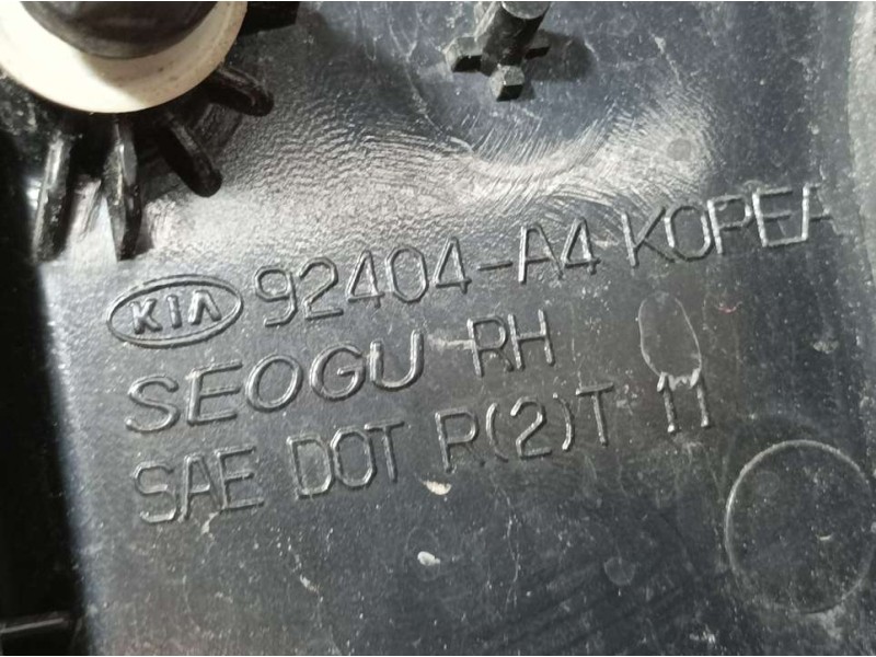 Recambio de piloto trasero derecho para kia carens ( ) concept referencia OEM IAM 92404A4  INTERIOR ROZADO