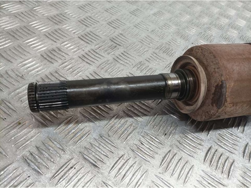 Recambio de transmision trasera derecha para land rover discovery v6 td s referencia OEM IAM LR071933  