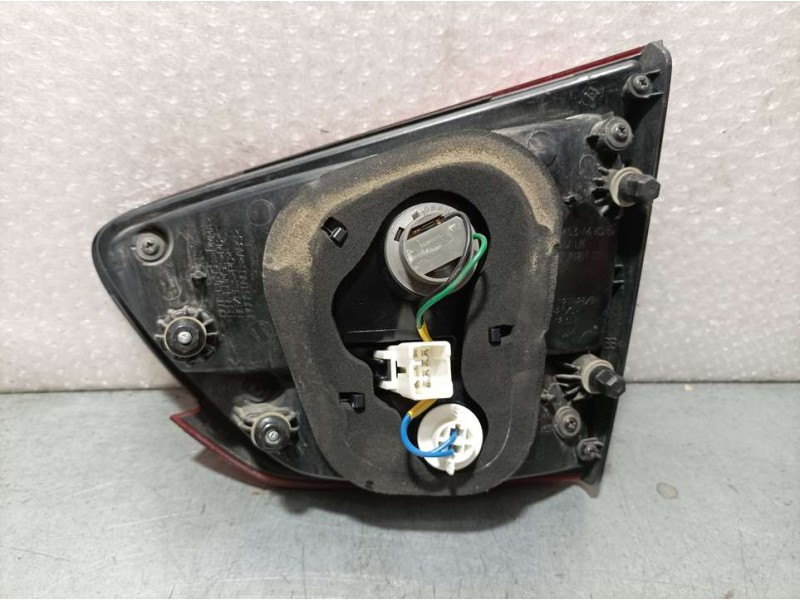 Recambio de piloto trasero izquierdo para kia carens ( ) concept referencia OEM IAM 92403A4  INTERIOR