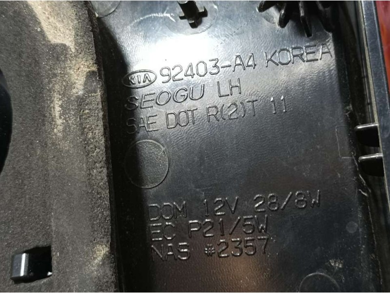 Recambio de piloto trasero izquierdo para kia carens ( ) concept referencia OEM IAM 92403A4  INTERIOR