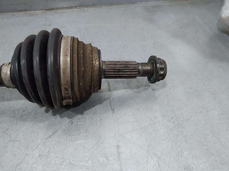 Recambio de transmision delantera izquierda para volkswagen polo berlina (6n2) trendline referencia OEM IAM JZW407451X  