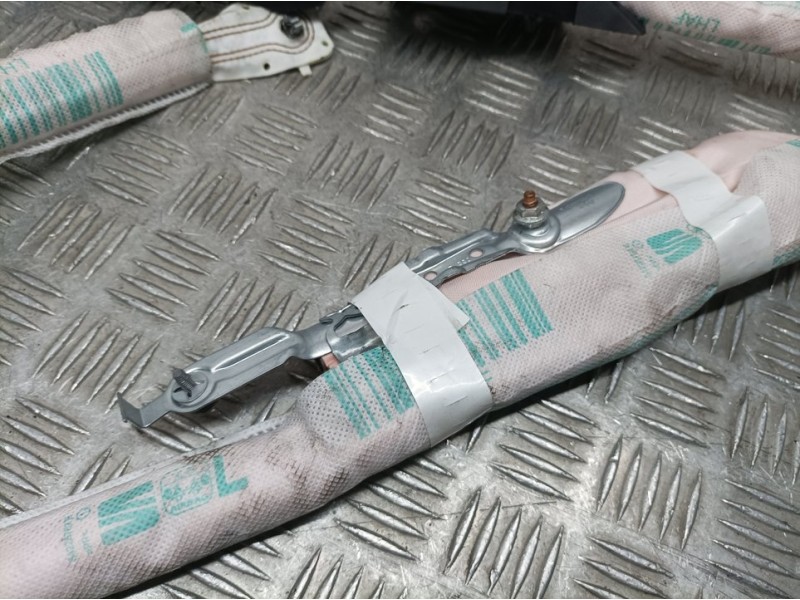 Recambio de airbag cortina delantero izquierdo para seat arona style go referencia OEM IAM 6F9880741G 34225776D ZF