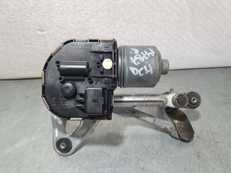 Recambio de motor limpia delantero para peugeot 3008 style referencia OEM IAM 9671062380 3397021289 BOSCH DERECHO