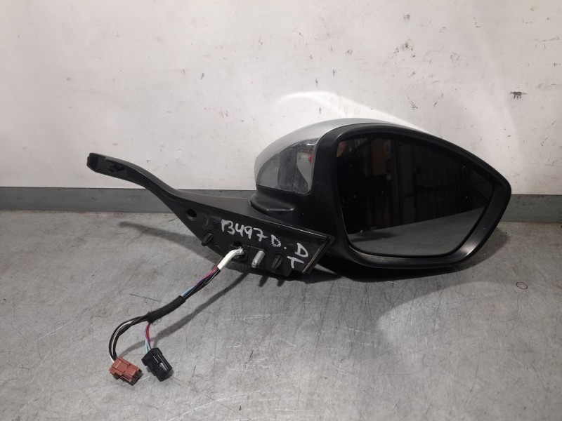 Recambio de retrovisor derecho para peugeot 208 allure referencia OEM IAM 232673078  ELECTRICO , TOCADO
