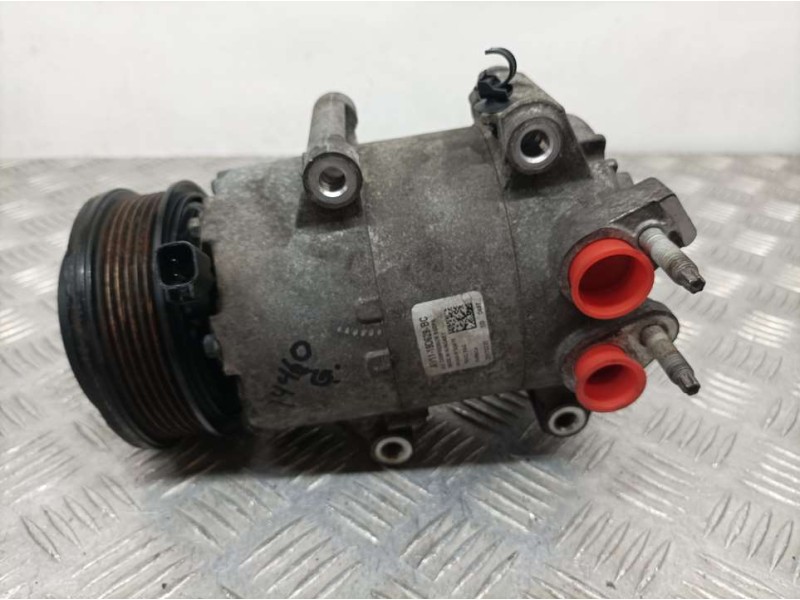 Recambio de compresor aire acondicionado para ford fiesta (ccn) trend referencia OEM IAM AV1119D629BC  