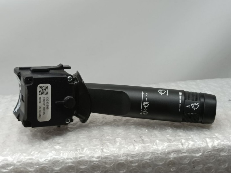 Recambio de mando limpia para chevrolet cruze lt referencia OEM IAM 13243595  