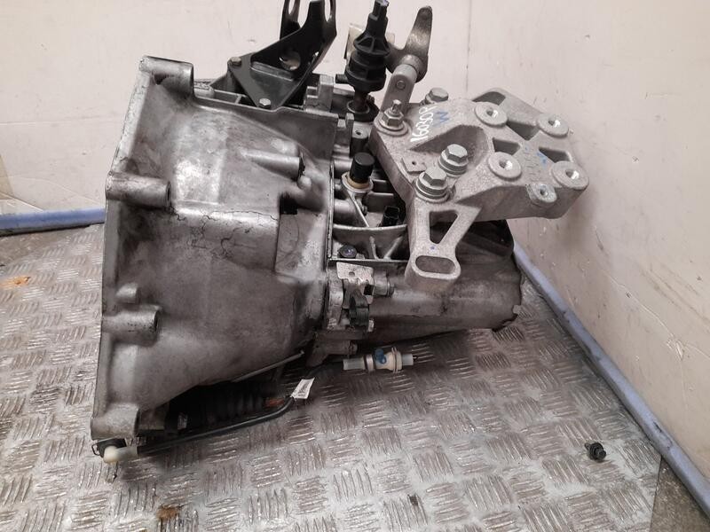 Recambio de caja cambios para peugeot boxer furgón l3h2 referencia OEM IAM 20GP25 2041155 