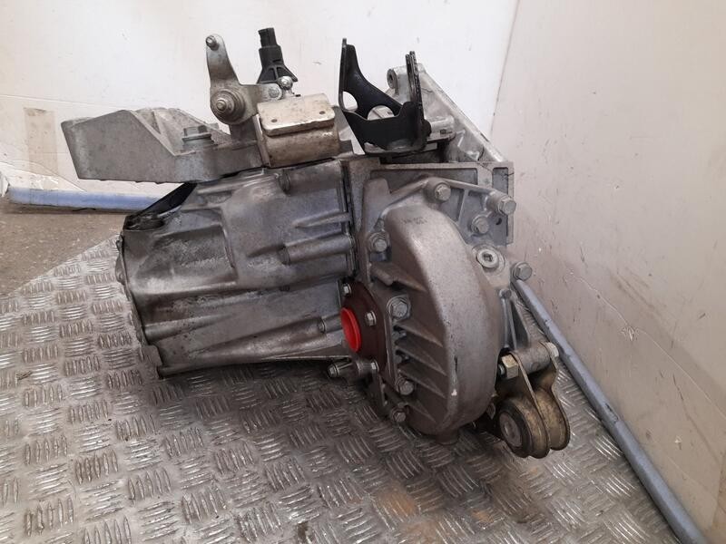 Recambio de caja cambios para peugeot boxer furgón l3h2 referencia OEM IAM 20GP25 2041155 