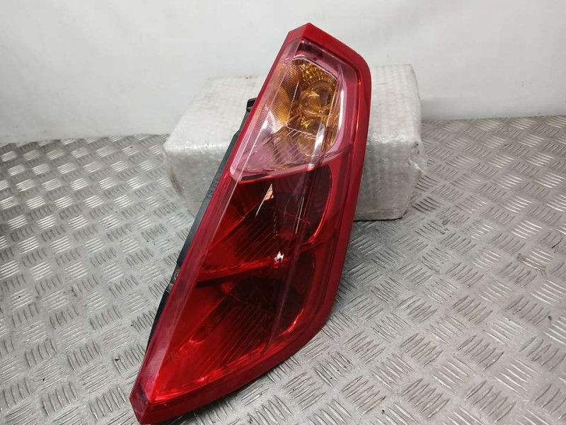 Recambio de piloto trasero derecho para fiat grande punto (199) 1.4 16v active referencia OEM IAM 51701590  