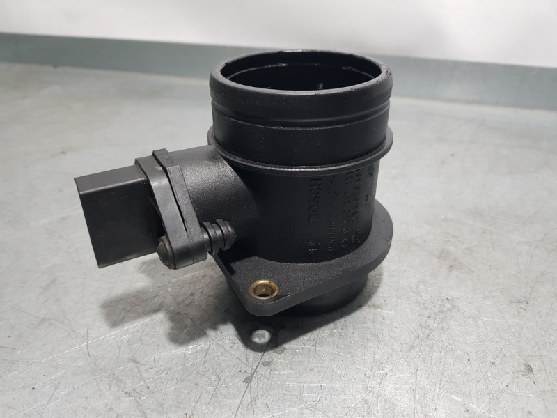 Recambio de caudalimetro para skoda octavia berlina (1u2) elegance referencia OEM IAM 06A906461 0280217121 BOSCH