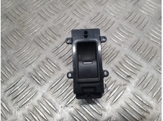 MANDO ELEVALUNAS TRASERO DERECHO 35770T1GG01 