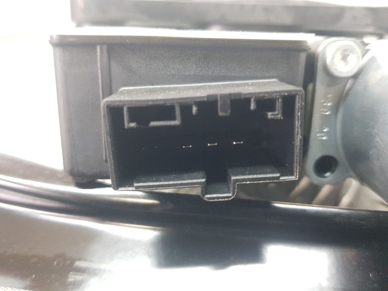 Recambio de elevalunas trasero izquierdo para volkswagen tiguan advance bmt referencia OEM IAM 5NA839461C 5 PINS ELECTRICO