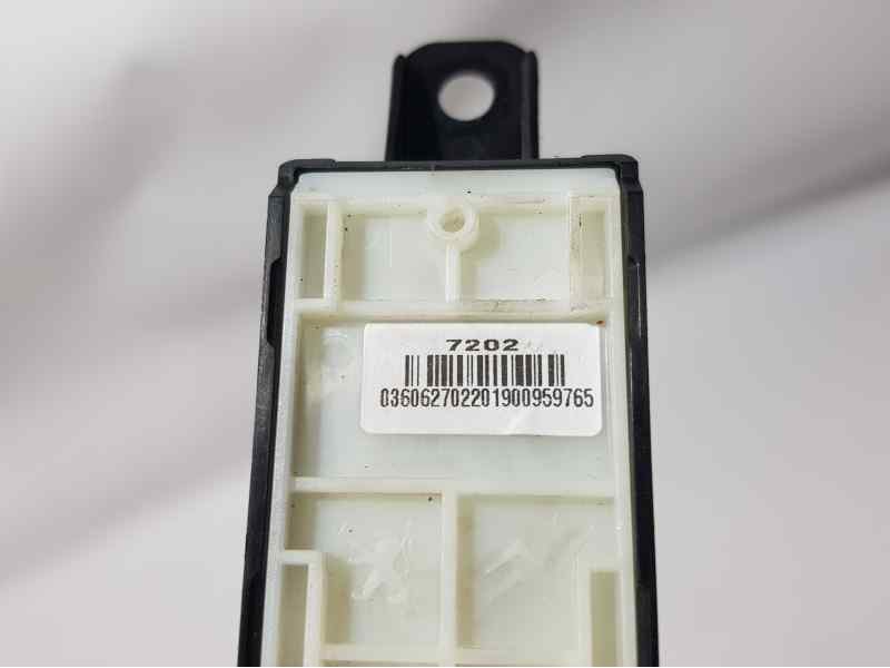 Recambio de mando radio para peugeot 2008 (--.2013) signature referencia OEM IAM 98097243XU 1903151957 