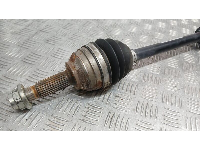 Recambio de transmision delantera izquierda para mg zs 1.5 vti referencia OEM IAM 10233396  VS99220001