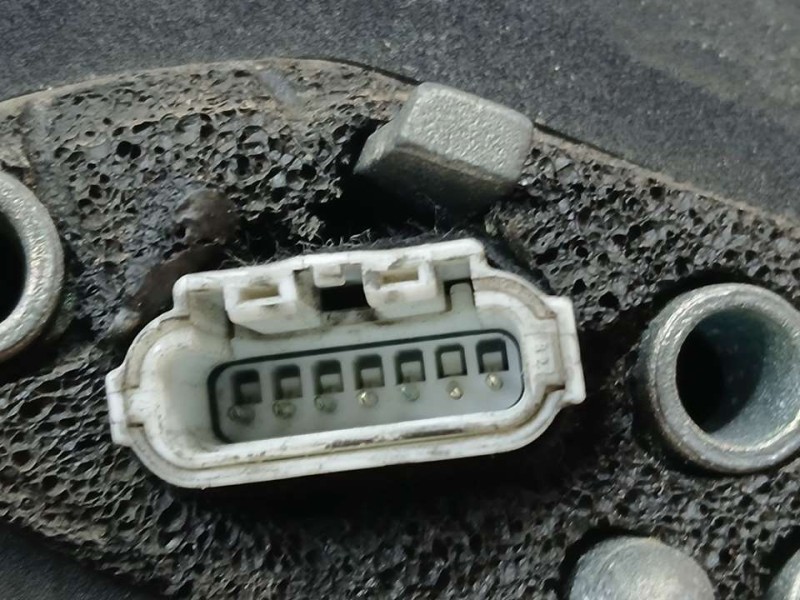 Recambio de retrovisor derecho para fiat grande punto (199) 1.4 16v active referencia OEM IAM 0735593694  ELECTRICO