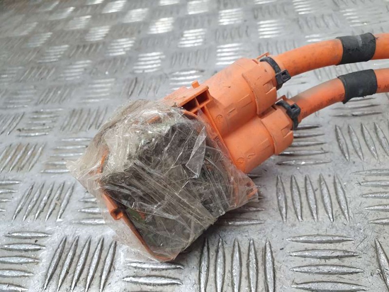 Recambio de modulo electronico para bmw i8 (i12) i8 pure impulse referencia OEM IAM 764013505 939284301 CABLE ALTA TENSION