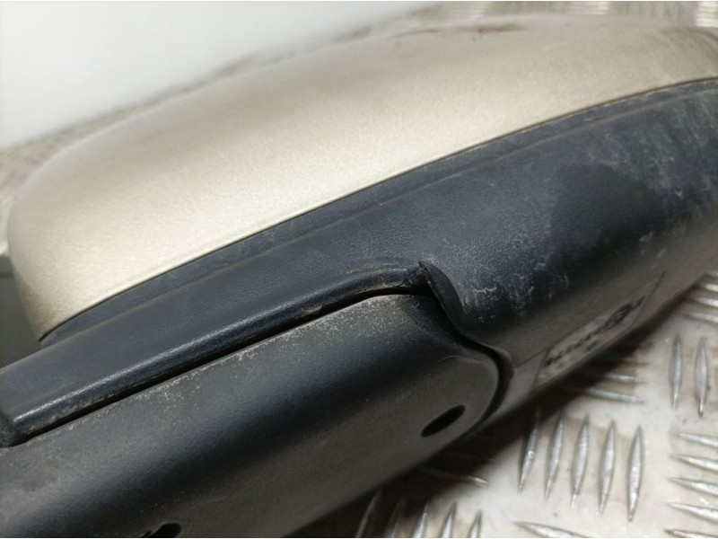 Recambio de retrovisor izquierdo para chevrolet cruze lt referencia OEM IAM 95063312  ELECTRICO 5 CABLES CARCASA TOCADA