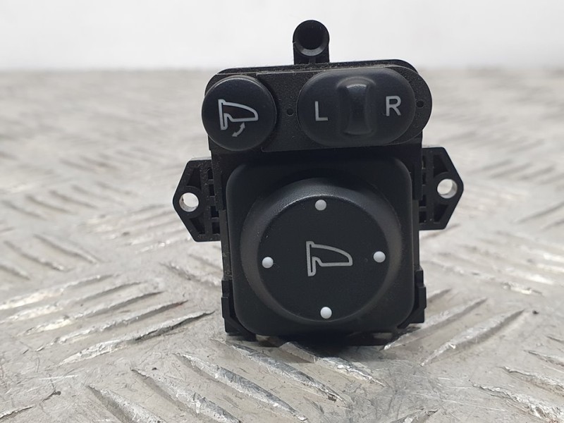 Recambio de mando retrovisor para honda cr-v comfort 4x4 referencia OEM IAM NH167L3152T  