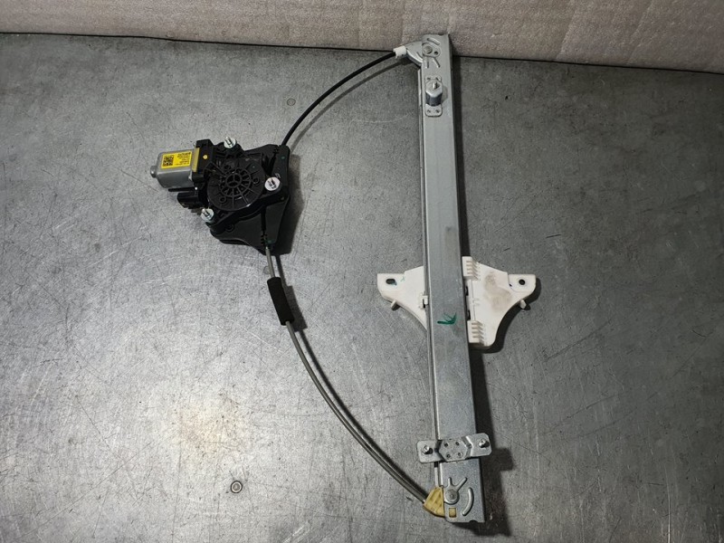 Recambio de elevalunas delantero derecho para hyundai i10 (ac3) essence referencia OEM IAM 82460K6000  ELECTRICO 2 PINES