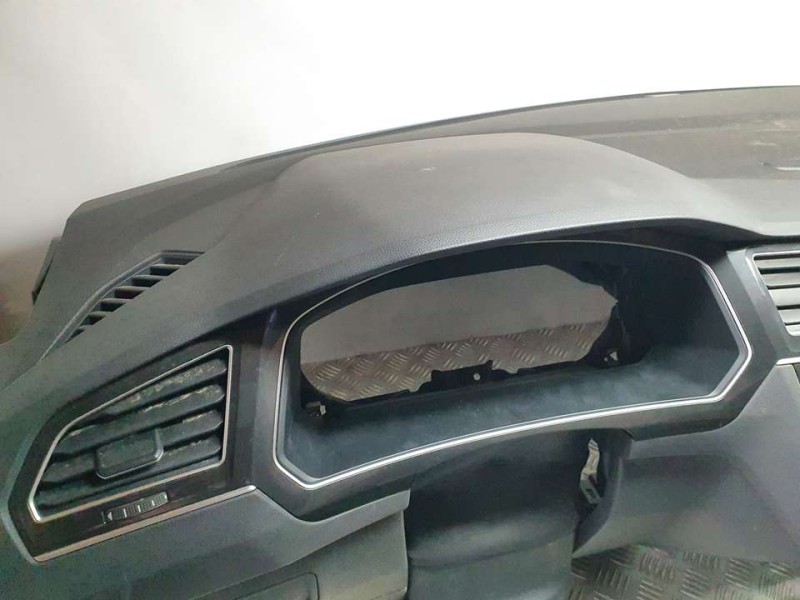 Recambio de kit airbag para volkswagen tiguan advance bmt referencia OEM IAM 5NA880201E  C/ SALPICADERO , C/ AIRBAG DE PIERNAS Y