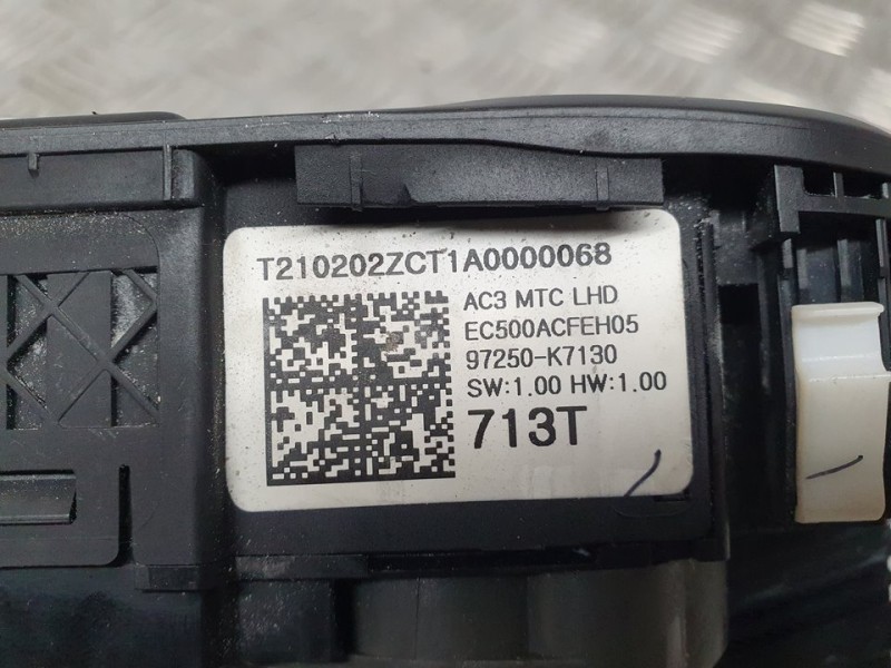 Recambio de mando climatizador para hyundai i10 (ac3) essence referencia OEM IAM 97250K7130 EC500ACFEH05 