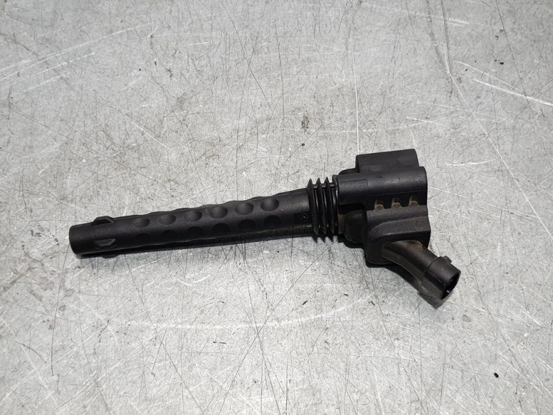 Recambio de bobina encendido para fiat bravo (198) 1.4 16v t jet active referencia OEM IAM 55213613 0221504024 BOSCH