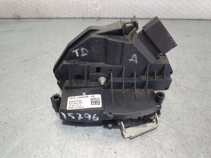 Recambio de cerradura puerta trasera derecha para ford ecosport titanium referencia OEM IAM CN15A264A26DD 40924148 4 PINES