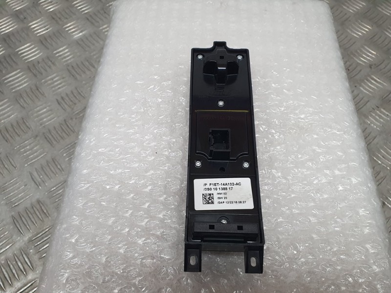 Recambio de mando elevalunas delantero izquierdo para ford fiesta (ccn) trend referencia OEM IAM F1ET14A132AC 3S010138817 