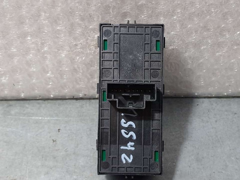 Recambio de mando elevalunas delantero izquierdo para volkswagen tiguan advance bmt referencia OEM IAM 5GO959857E  