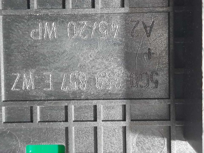 Recambio de mando elevalunas delantero izquierdo para volkswagen tiguan advance bmt referencia OEM IAM 5GO959857E  