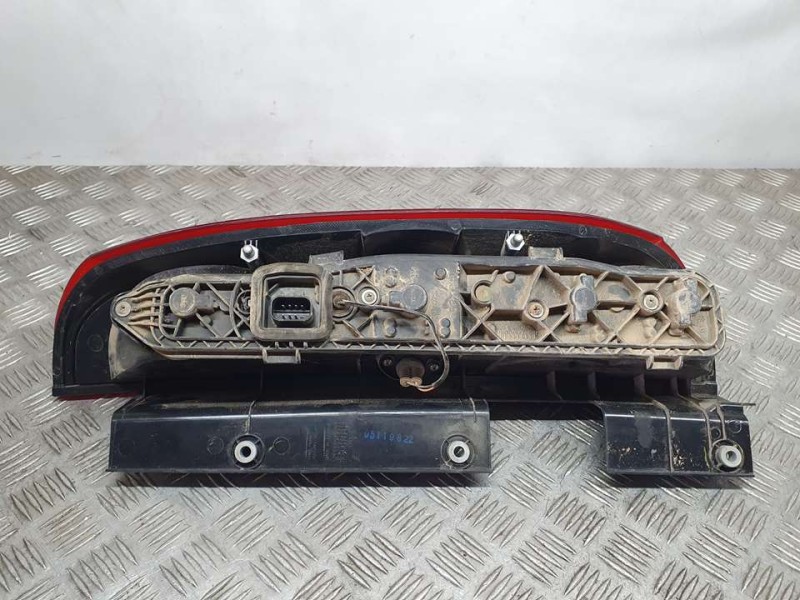 Recambio de piloto trasero izquierdo para fiat doblo cargo basis maxi kasten referencia OEM IAM SIN REF  