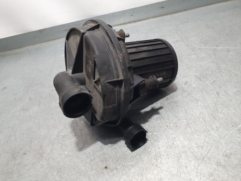 Recambio de valvula aire adicional para audi q7 (4l) 4.2 fsi referencia OEM IAM 06A959253B 72273813 PIERBURG