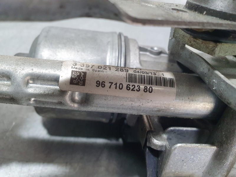 Recambio de motor limpia delantero para peugeot 3008 style referencia OEM IAM 9671062380 3397021289 BOSCH DERECHO