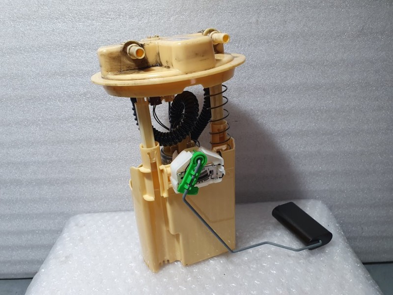 Recambio de aforador para renault clio iv societé referencia OEM IAM 172021275R  