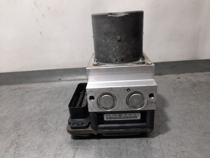 Recambio de abs para bmw x6 (e71) xdrive40d referencia OEM IAM 679828401  