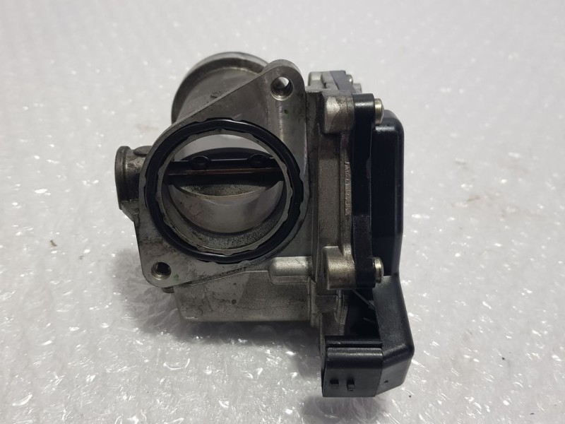 Recambio de caja mariposa egr para renault kangoo 1.5 dci diesel fap referencia OEM IAM 8201143495 VN1501000112 DENSO