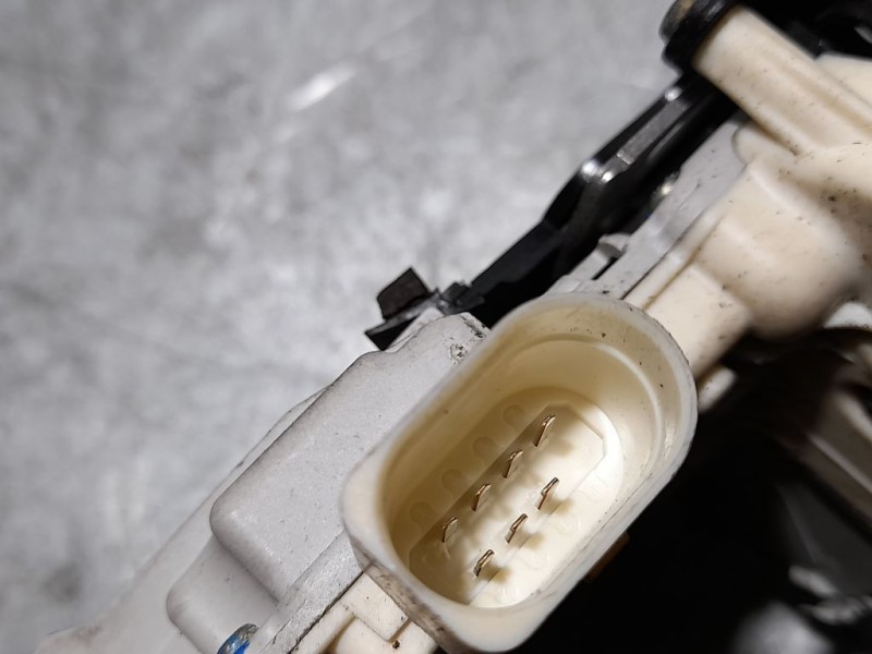 Recambio de cerradura puerta delantera derecha para seat exeo berlina (3r2) reference referencia OEM IAM 8E1837016AB  7 PINES