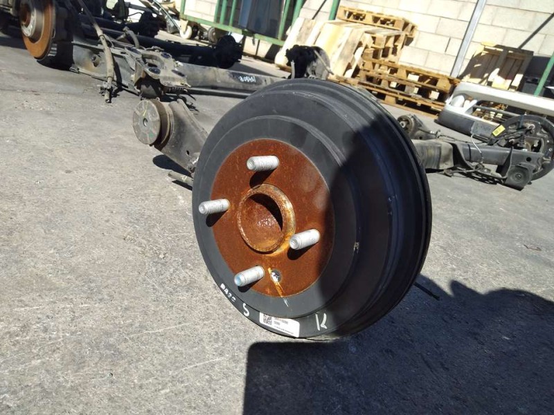 Recambio de puente trasero para hyundai i10 (ac3) essence referencia OEM IAM 55100K7100 AC3RRCTBA TAMBOR , 4 TORNILLOS , C/N ABS