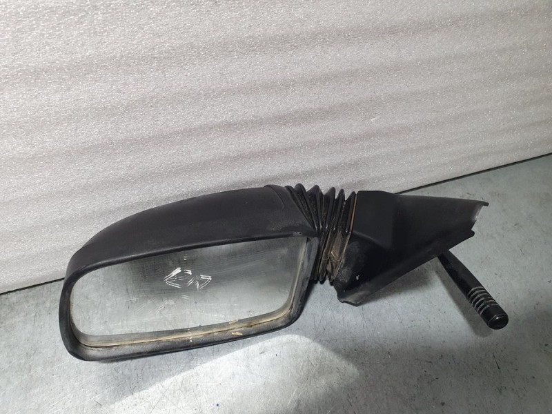 Recambio de retrovisor izquierdo para peugeot 205 berlina 1.1 mito referencia OEM IAM SIN REF  C/ M
