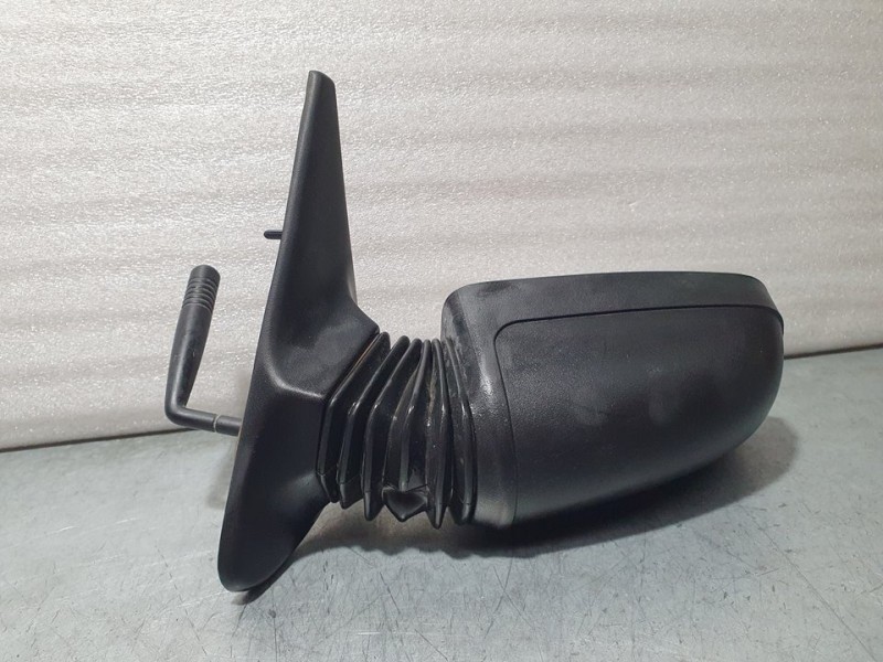 Recambio de retrovisor izquierdo para peugeot 205 berlina 1.1 mito referencia OEM IAM SIN REF  C/ M