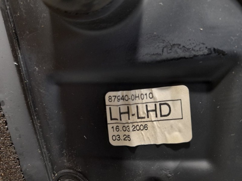 Recambio de retrovisor izquierdo para citroën c1 attraction referencia OEM IAM 879400H010  C/ MANDO