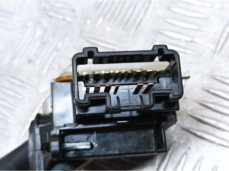 Recambio de mando limpia para lexus is200 (gxe10) 2.0 luxury referencia OEM IAM 8465253010  