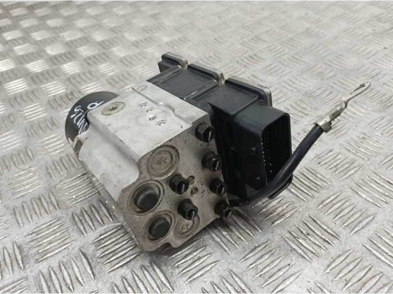 Recambio de abs para saab 9-3 berlina 2.2 tid vector referencia OEM IAM 13664002 54084672D TRW