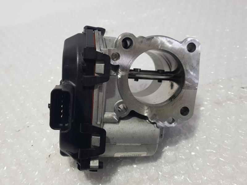 Recambio de caja mariposa para peugeot 208 1.4 16v vti referencia OEM IAM 980723858002 V29039645 FOMOCO