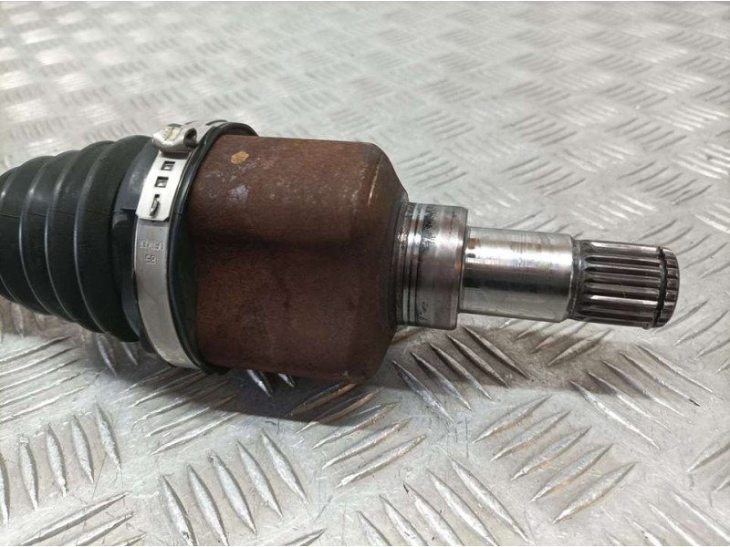 Recambio de transmision delantera izquierda para ford fiesta (ccn) trend referencia OEM IAM 8V513B437CD  