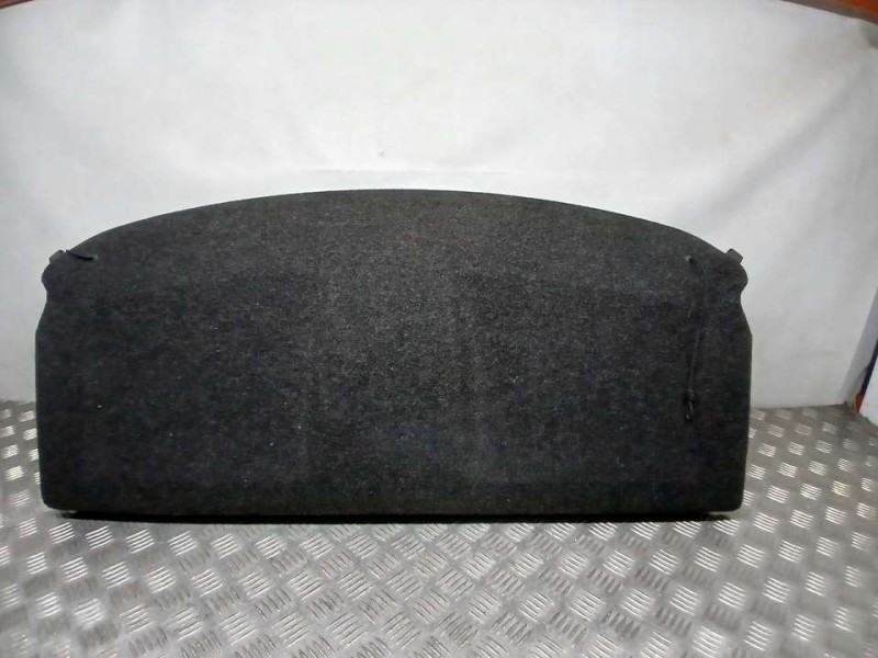 Recambio de bandeja trasera para toyota auris active referencia OEM IAM 6433002D30C0  PINTURA PARTE BAJO