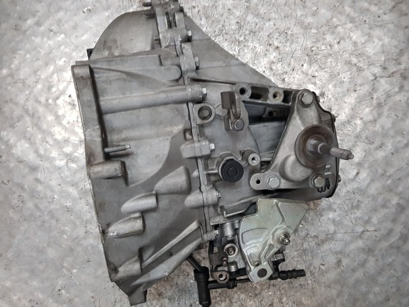 Recambio de caja cambios para peugeot 5008 active referencia OEM IAM 20EA07 1414958 6VELOCIDADES