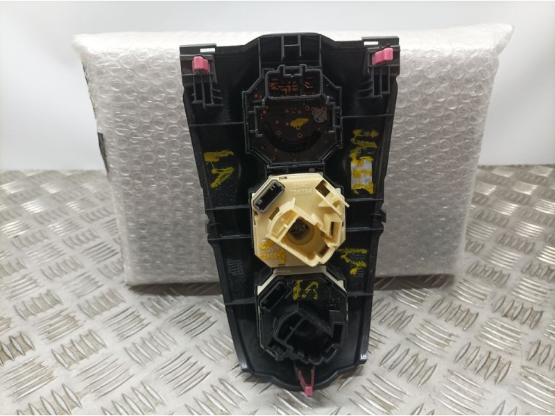 Recambio de mando calefaccion / aire acondicionado para toyota yaris (ksp9/scp9/nlp9) referencia OEM IAM   SIN REFERENCIA