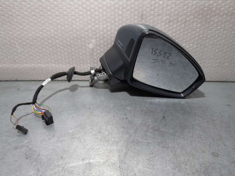 Recambio de retrovisor derecho para volkswagen tiguan advance bmt referencia OEM IAM 5NB857508S 13 CABLES Y 2 CABLES ELECTRICO Y