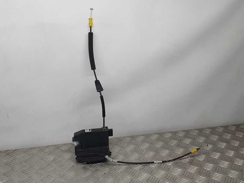 Recambio de cerradura puerta trasera derecha para peugeot 308 active bussines referencia OEM IAM 9826110980  7 PINES